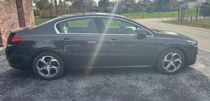 En vente une PEUGEOT 508 équipé avec manettes accélérateur et frein au volant