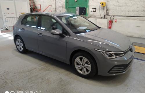 La transformation en auto-école de la Volkswagen Golf 8