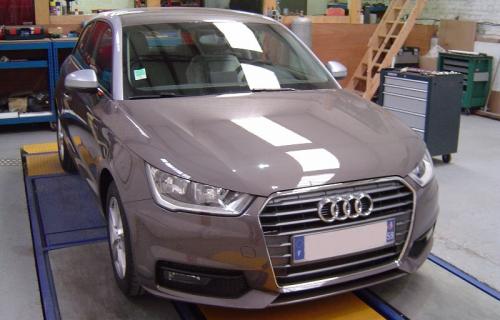 Manettes sur Audi A1